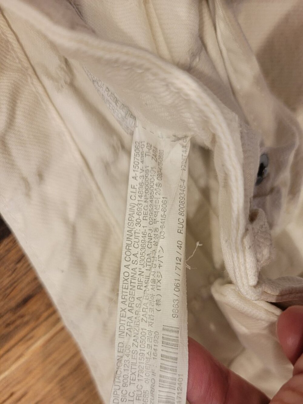 Zara White Wide Leg Distressed Jeans - Picture 12 of 12